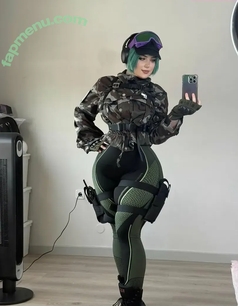 kuroishi nude photo #0062 (Kuro / Kuroitsune)