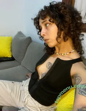 nude photo #0005