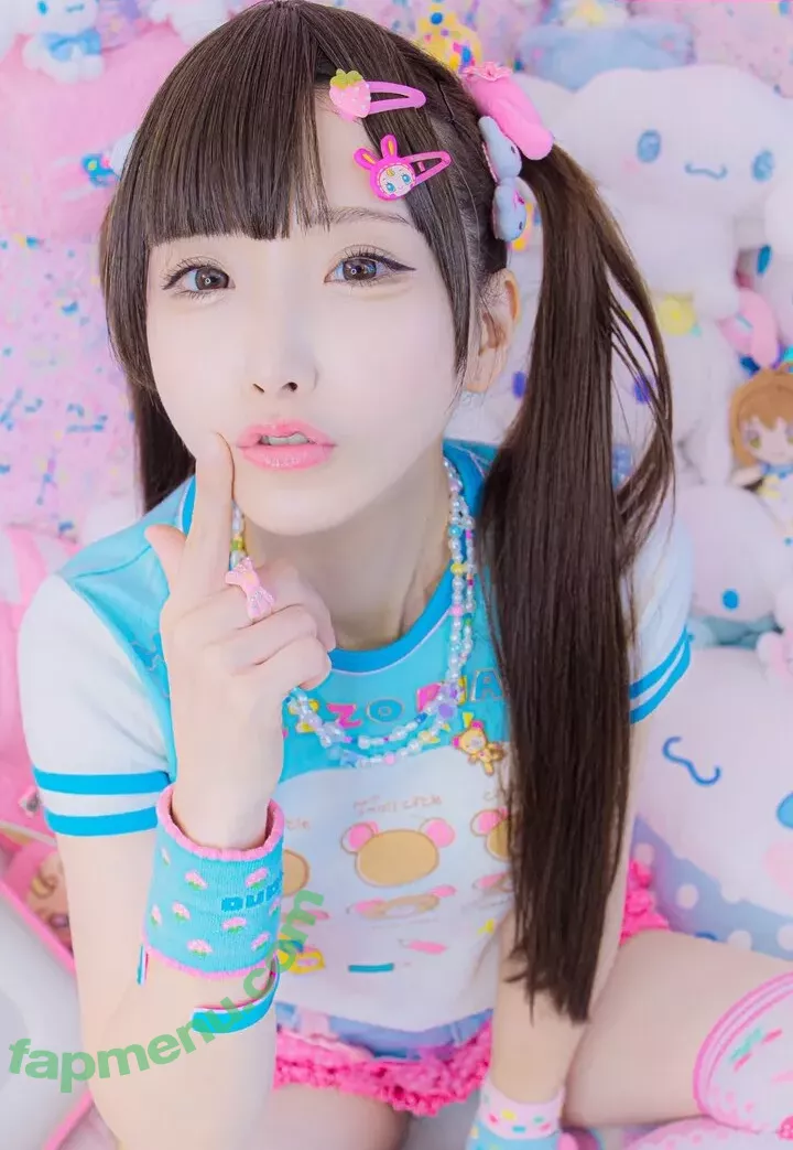 Kururun nude photo #0105 (Kururu Kurasaka / kurasaka_kururu / kururu_45)