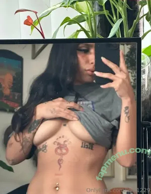 Kvri1229 nude photo #0163