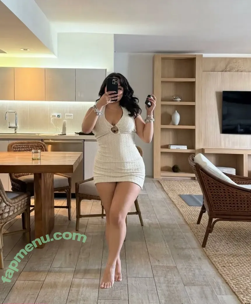 kvrxxnnn nude photo #0009 (kvrxxn)