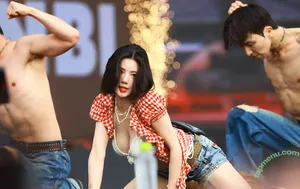 Kwon Eunbi / KWONEUNBI / Kwon Eun-bi / official_kwon.eunbi nude photo #0033