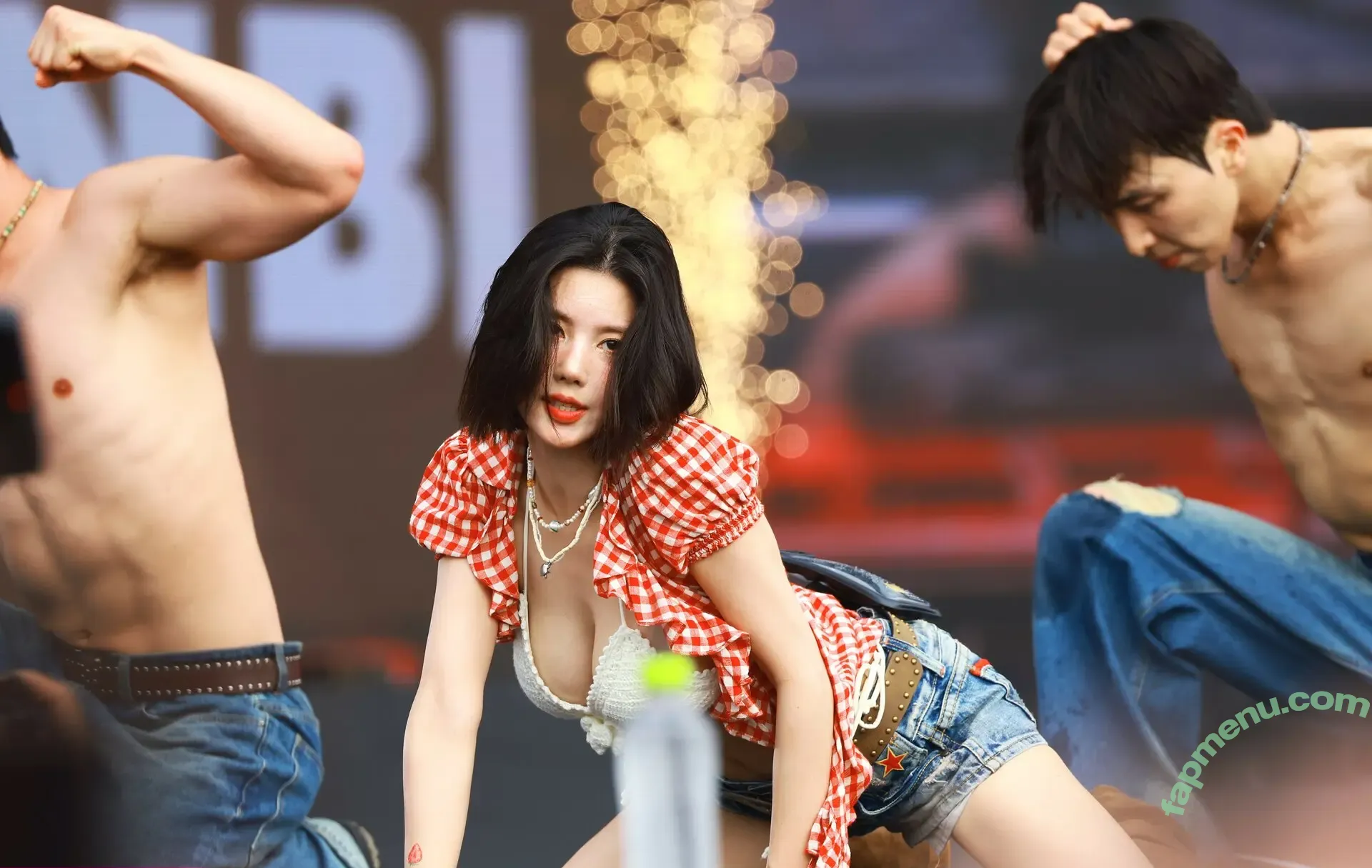 Kwon Eunbi nude photo #0033 (KWONEUNBI / Kwon Eun-bi / official_kwon.eunbi)