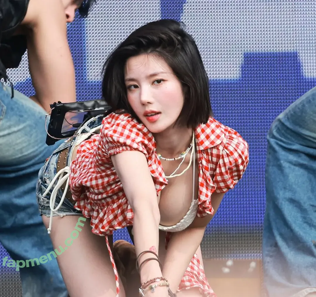 Kwon Eunbi nude photo #0041 (KWONEUNBI / Kwon Eun-bi / official_kwon.eunbi)