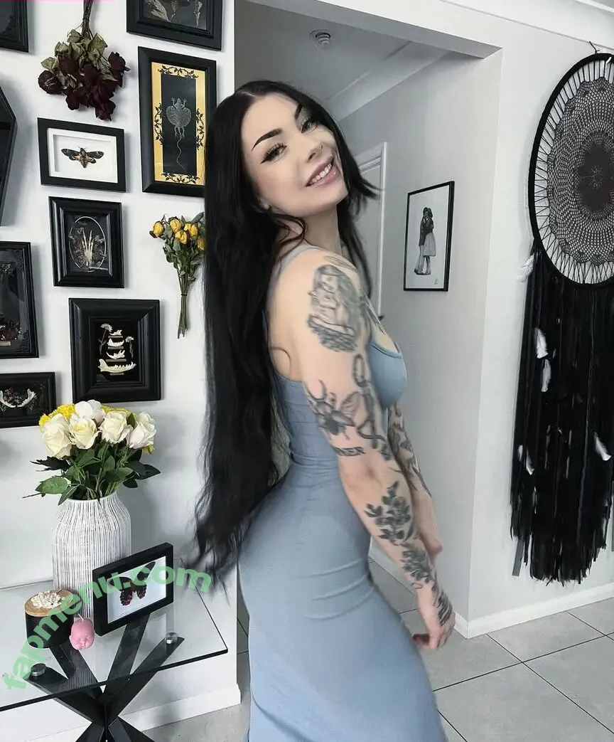 kxrlyxmxrie nude photo #0011 (kxrlyxmxrie)