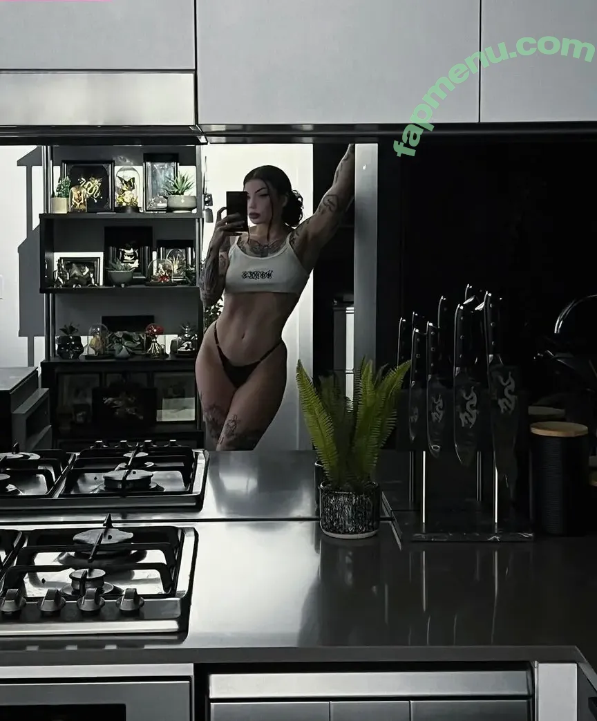 kxrlyxmxrie nude photo #0020 (kxrlyxmxrie)