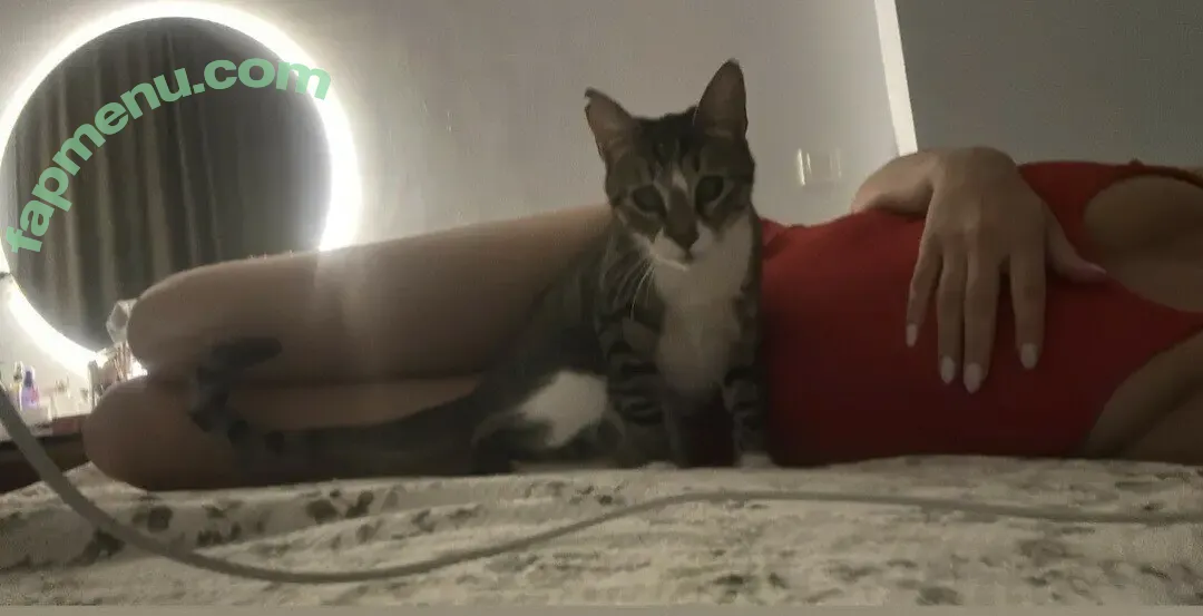 Kybeleniz nude photo #0085 (Turkish Streamer)