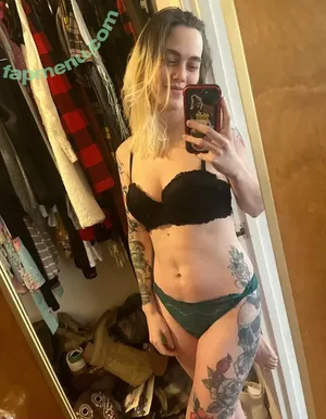  nude photo #0004