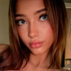 kylamaee page