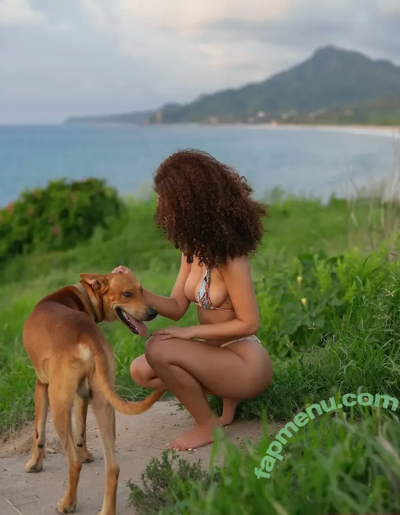 Kylie Gesualdo nude photo #0016 (kyliethebunny / notkyliegesualdo)