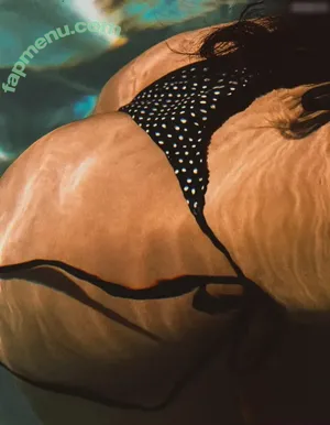 Kylie Jenner / kyliejenner / kyliejenner.2 nude photo #2551