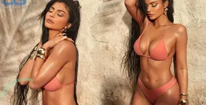 Kylie Jenner / kyliejenner / kyliejenner.2 nude photo #2563