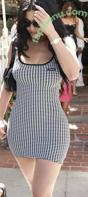 Kylie Jenner / kyliejenner / kyliejenner.2 nude photo #2573