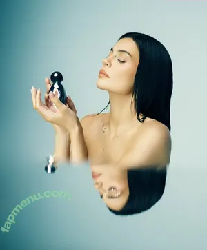 Kylie Jenner / kyliejenner / kyliejenner.2 nude photo #2637
