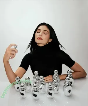 Kylie Jenner / kyliejenner / kyliejenner.2 nude photo #2648