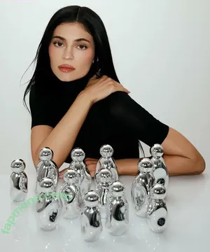 Kylie Jenner / kyliejenner / kyliejenner.2 nude photo #2649