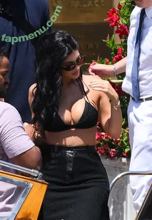 Kylie Jenner / kyliejenner / kyliejenner.2 nude photo #2688