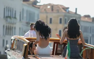 Kylie Jenner / kyliejenner / kyliejenner.2 nude photo #2698