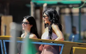 Kylie Jenner / kyliejenner / kyliejenner.2 nude photo #2700