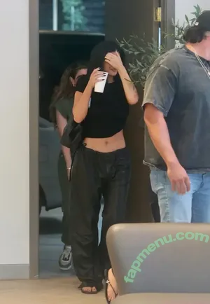 Kylie Jenner / KylieJenner / kyliejenner.2 nude photo #2797