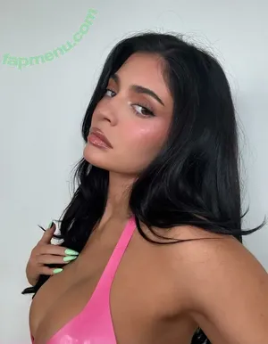 Kylie Jenner / KylieJenner / kyliejenner.2 nude photo #2836