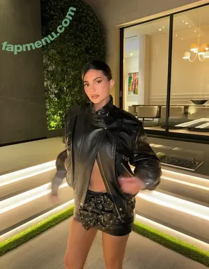 Kylie Jenner / KylieJenner / kyliejenner.2 nude photo #2845