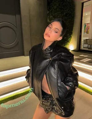 Kylie Jenner / KylieJenner / kyliejenner.2 nude photo #2847