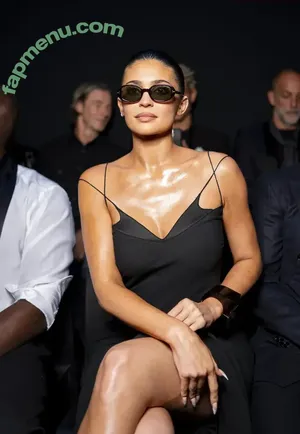 Kylie Jenner / KylieJenner / kyliejenner.2 nude photo #2882
