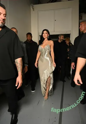 Kylie Jenner / KylieJenner / kyliejenner.2 nude photo #2902