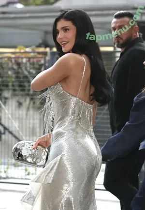 Kylie Jenner / KylieJenner / kyliejenner.2 nude photo #2905