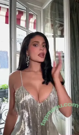 Kylie Jenner / KylieJenner / kyliejenner.2 nude photo #2948