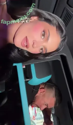 Kylie Jenner / KylieJenner / kyliejenner.2 nude photo #2953