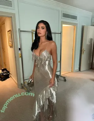 Kylie Jenner / KylieJenner / kyliejenner.2 nude photo #2960
