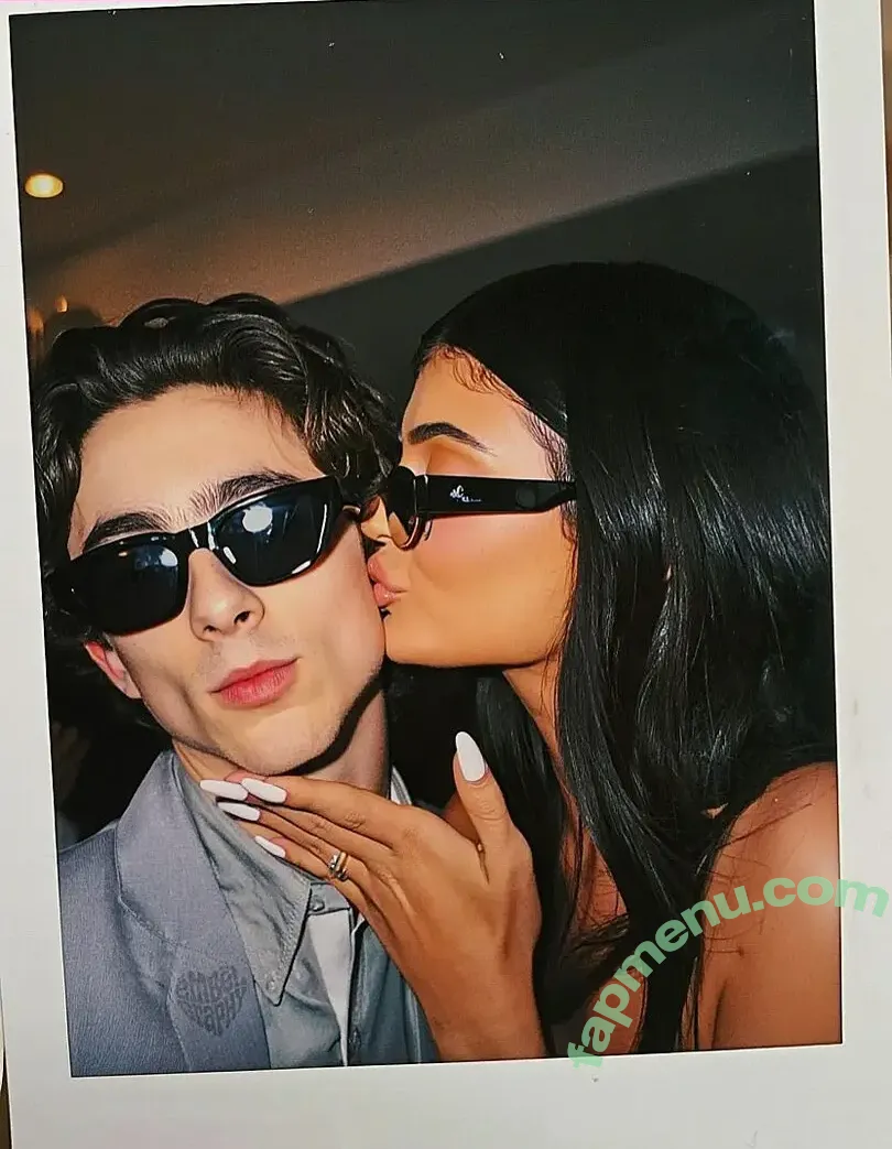 Kylie Jenner nude photo #2788 (kyliejenner / kyliejenner.2)