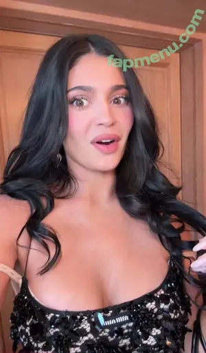 Kylie Jenner / KylieJenner / kyliejenner.2 nude photo #3067