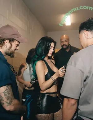 Kylie Jenner / KylieJenner / kyliejenner.2 nude photo #3135