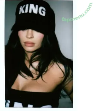 Kylie Jenner / KylieJenner / kyliejenner.2 nude photo #3190