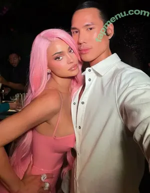 Kylie Jenner / KylieJenner / kyliejenner.2 nude photo #3213