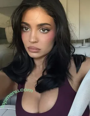 Kylie Jenner / KylieJenner / kyliejenner.2 nude photo #3258