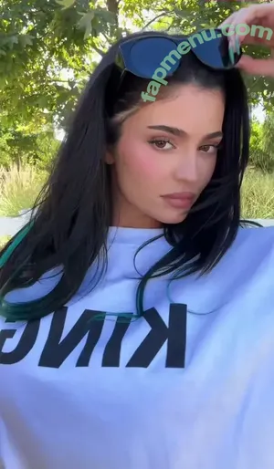 Kylie Jenner / KylieJenner / kyliejenner.2 nude photo #3264