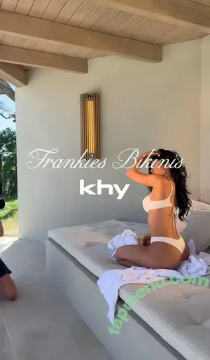 Kylie Jenner / KylieJenner / kyliejenner.2 nude photo #3284