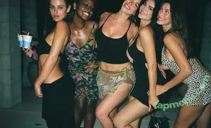 Kylie Jenner / KylieJenner / kyliejenner.2 nude photo #3322