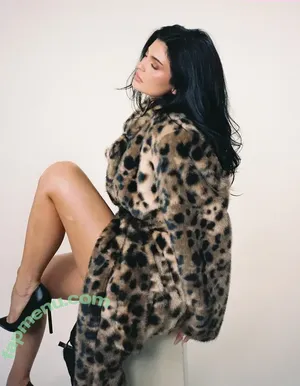 Kylie Jenner / KylieJenner / kyliejenner.2 nude photo #3369