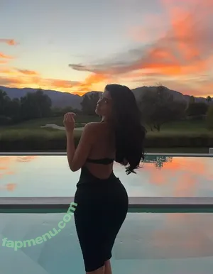 Kylie Jenner / KylieJenner / kyliejenner.2 nude photo #3426