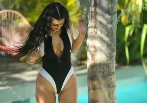 Kylie Jenner / kyliejenner / kyliejenner.2 nude photo #3444