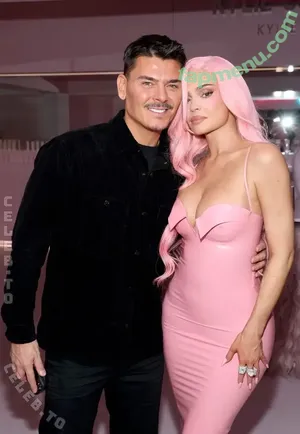 Kylie Jenner / kyliejenner / kyliejenner.2 nude photo #3480