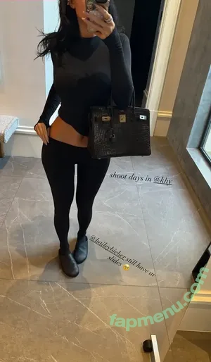 Kylie Jenner / kyliejenner / kyliejenner.2 nude photo #3496