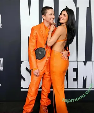 Kylie Jenner / kyliejenner / kyliejenner.2 nude photo #3561