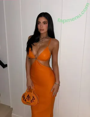 Kylie Jenner / kyliejenner / kyliejenner.2 nude photo #3620