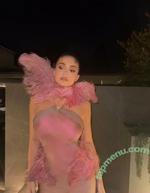 Kylie Jenner / kyliejenner / kyliejenner.2 nude photo #3697